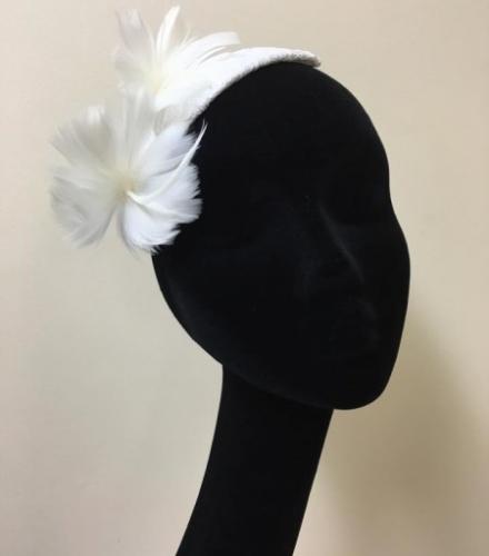 Click for more information on this Alma hat