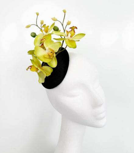 Click for more information on this Corinne hat