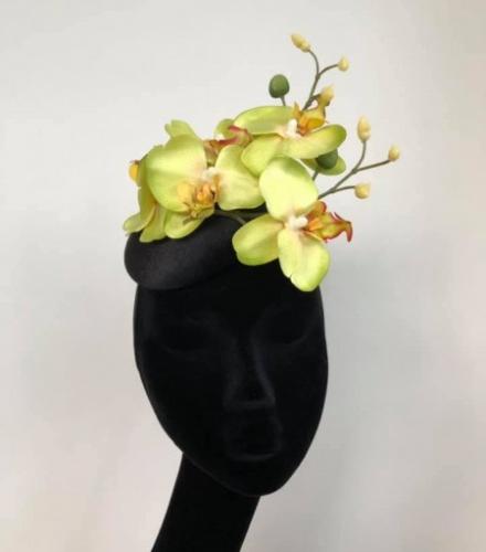 Click for more information on this Corinne hat