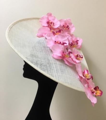 Click for more information on this Lan Hua hat